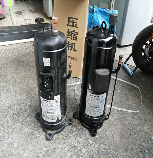 温泉中央空调压缩机的更换维修